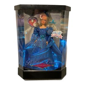 FASHION CORNER BIRTHDAY TREASURES LIMITED EDITION BARBIE DOLL